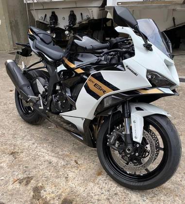 KAWASAKI NINJA ZX-6R 